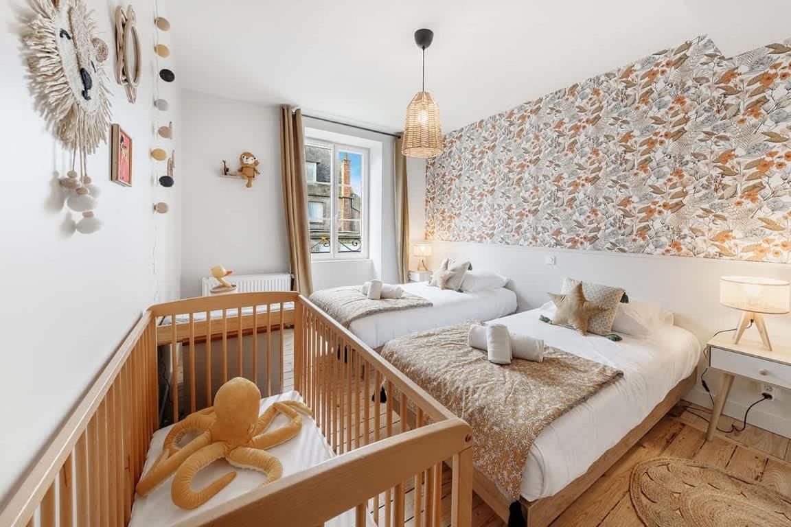 Le Rocher- Belle Maison De Charme -Jardin/Parking Cancale Eksteriør billede